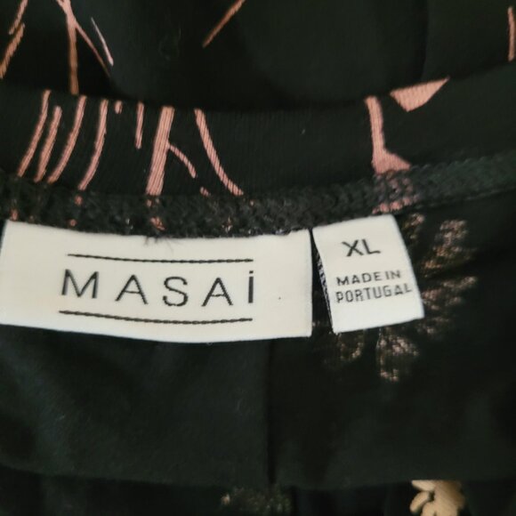 Masai flowered blouse with button down back - Picture 8 of 9